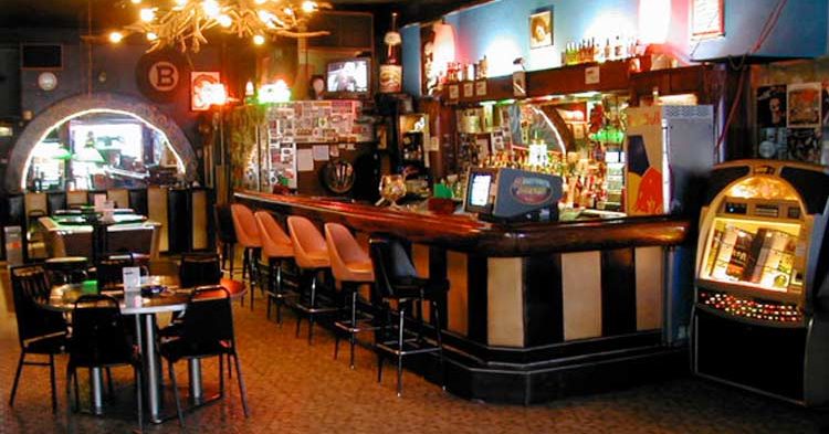 Melody Inn | Visit Indy